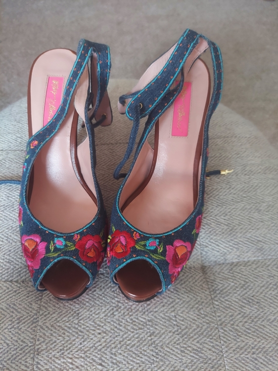 Betsey Johnson Shoes - Betsey Johnson Dark Blue Floral Embroidered Peep-Toe Slingback Heels